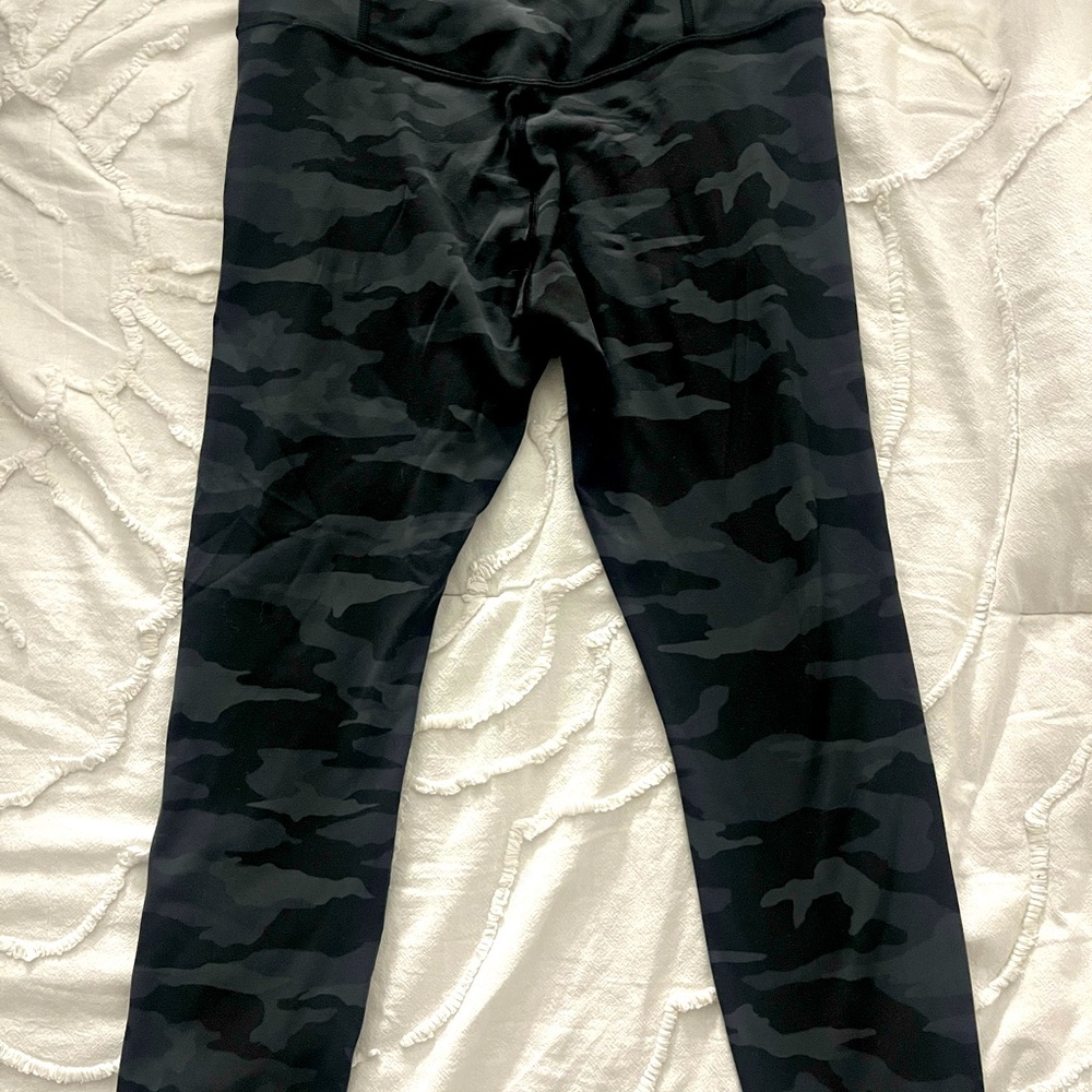Athleta elation 7/8 leggings